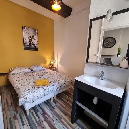 Apartment Vivre A Deux Pas Du Palais